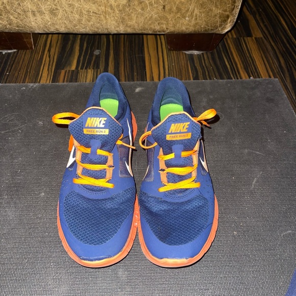 Nike Free Sneakers - Picture 9 of 13